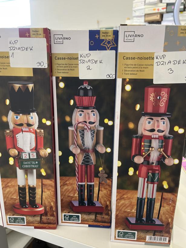 Dziadek figurka drewniana dziadka do orzechów