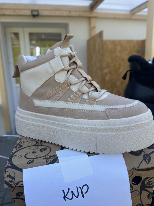 adik 3 adidas zimowy ocieplany za kostkę beżowy aotoria f137-b khaki