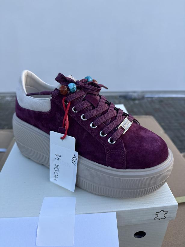 moda 48 bordowy adidas na grubej podeszwie goodin gd-xw-1046