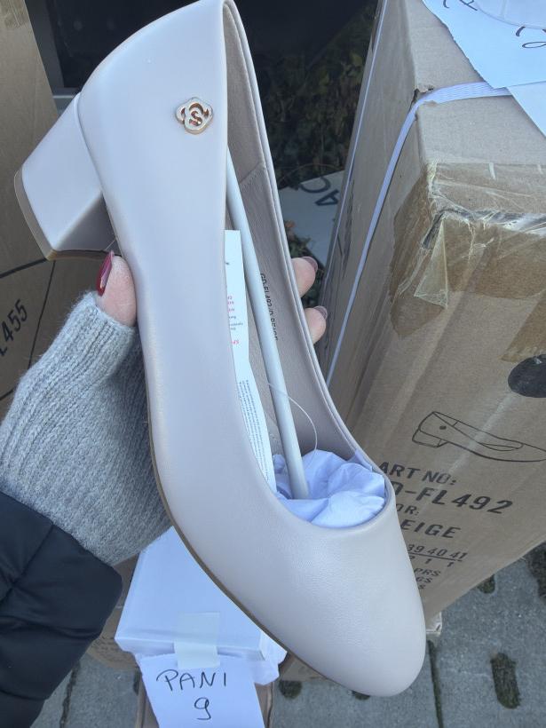 Pani 9 półbut beżowy niski obcas okrągły czubek GD-FL492 d.beige 