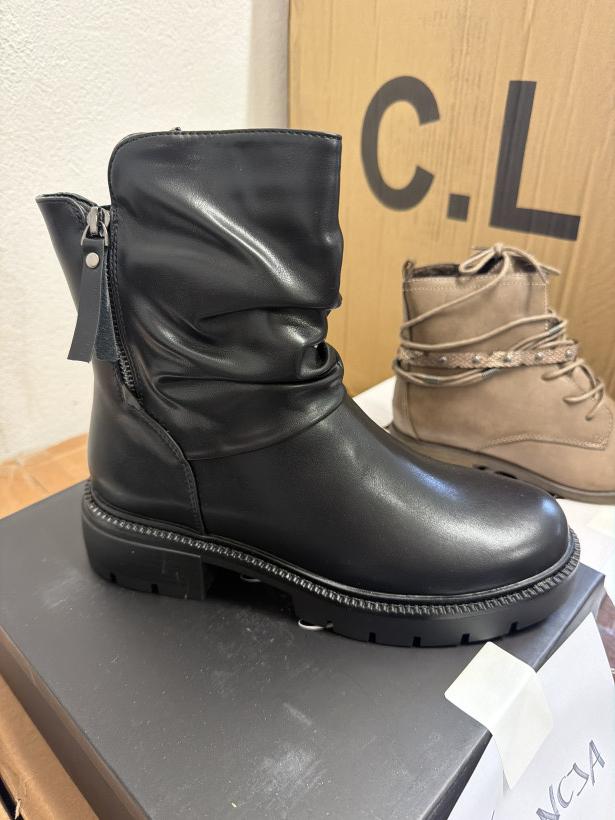 Francja 15 traper czarny zamek DES8061 black pu 