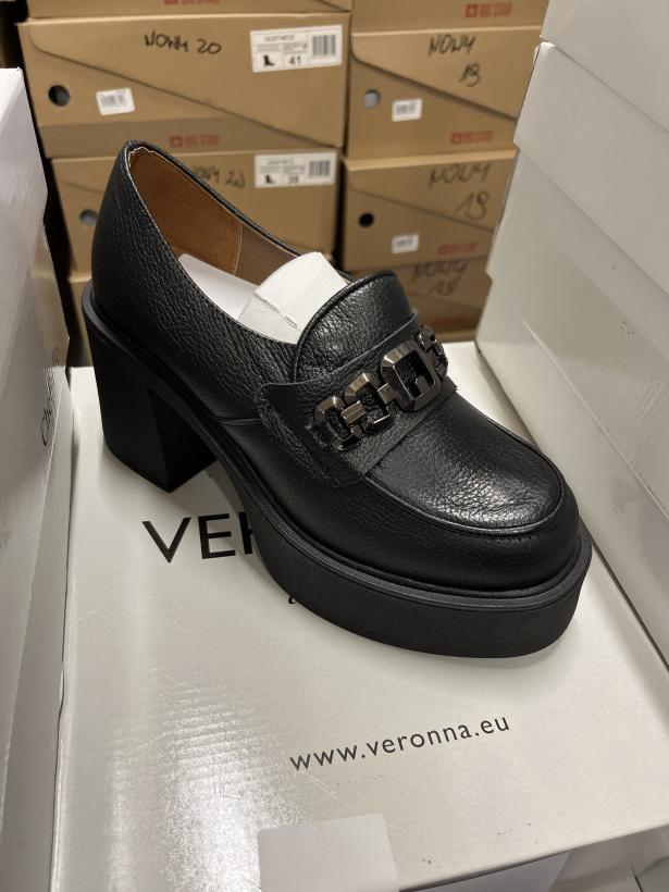 Vip 31 worker czarny klocek ozdoba Veronna 