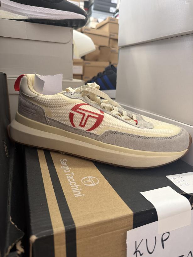 Paleta 8 adidasy męskie sergio tacchini 70’s racer 3648