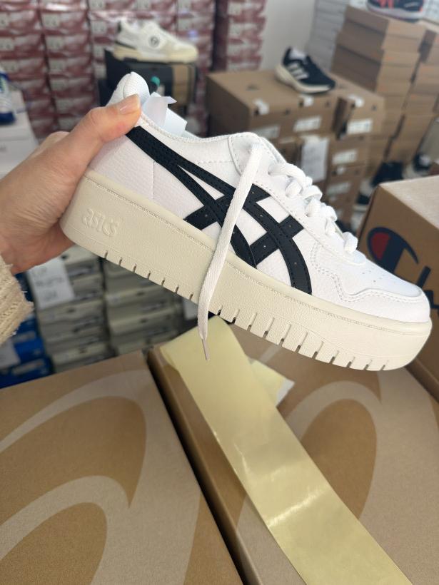 asik 9 adidasy  Asics JAPAN s PF 1202A 024-100