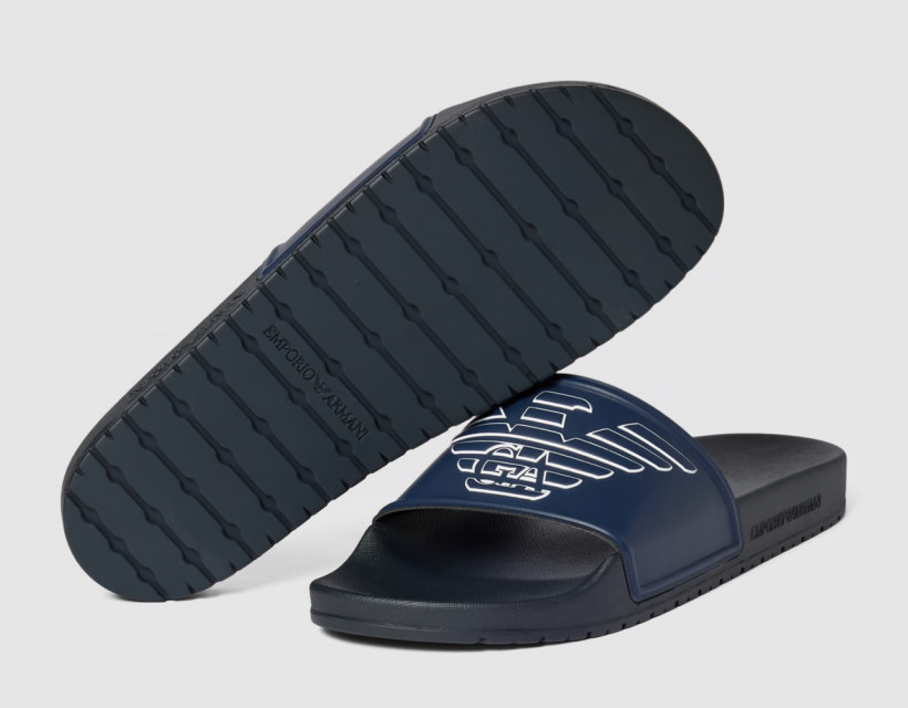 Klapki Armani XVPS04 S448 granatowo-czarne