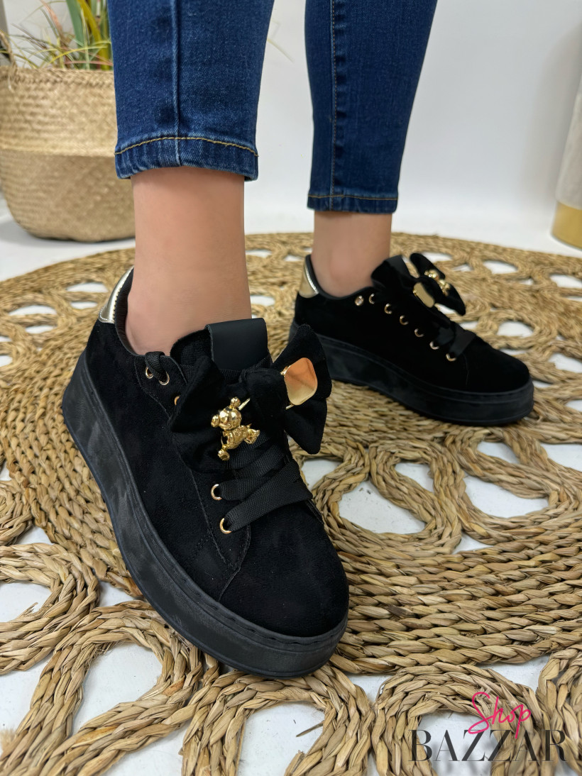 Czarne sneakersy miś 