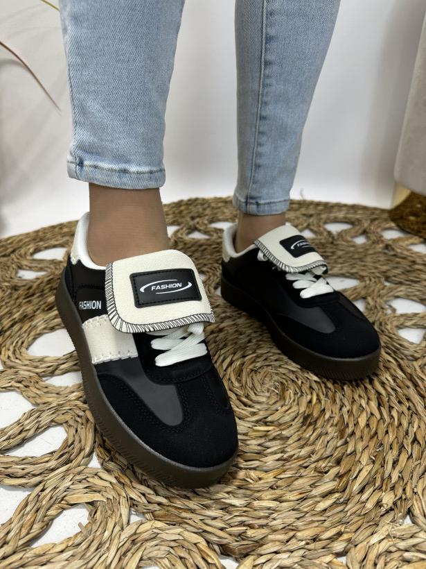 Czarne sneakersy retro