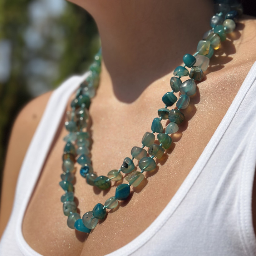 XO121 Korale naturalne turkusowy chalcedon