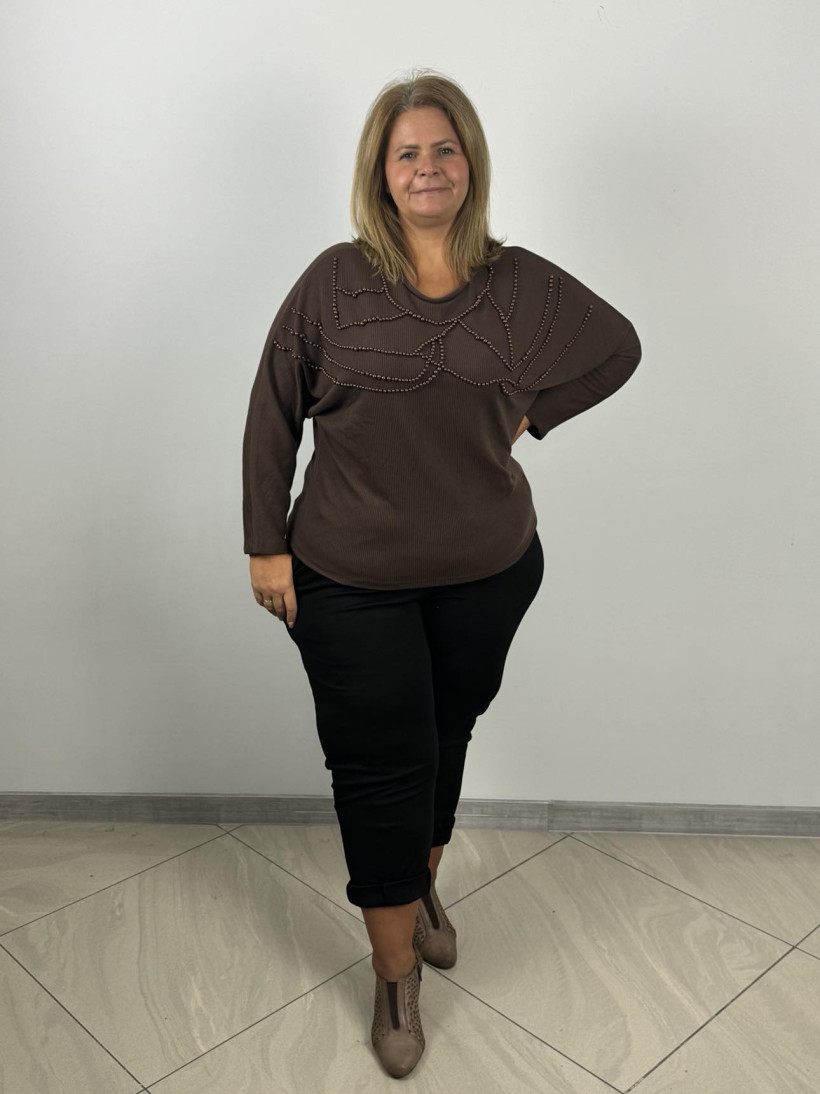 Bluzka w prążek, zdobiona koralikami - krój nietoperz - 24.33 // 2075 - czekoladowy 50
