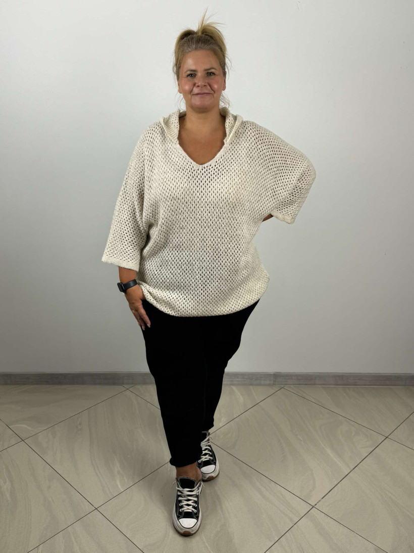 Sweter dłuższy z kapturem, dziurkowany - Wł. - 6410 - beż