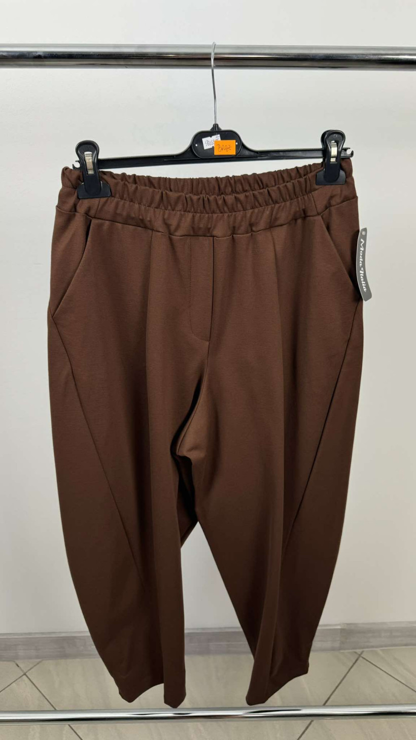Spodnie jednokolorowe na gumce - Wł. - 320 - brąz / promocja
