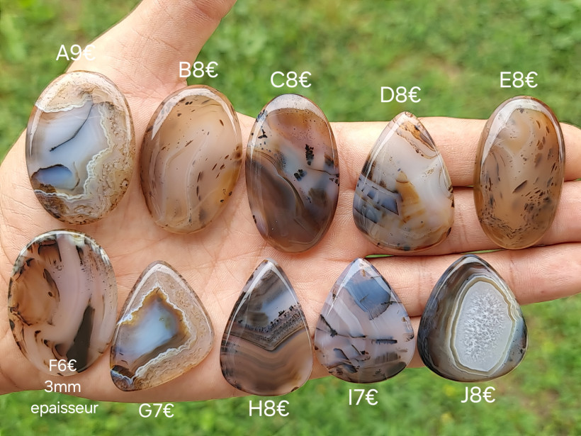 Cabochon agate montana