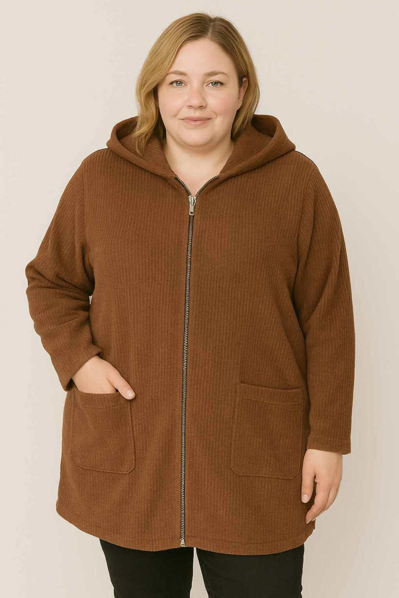 Kurtka z kapturem miękki sztruks Plus Size - brąz