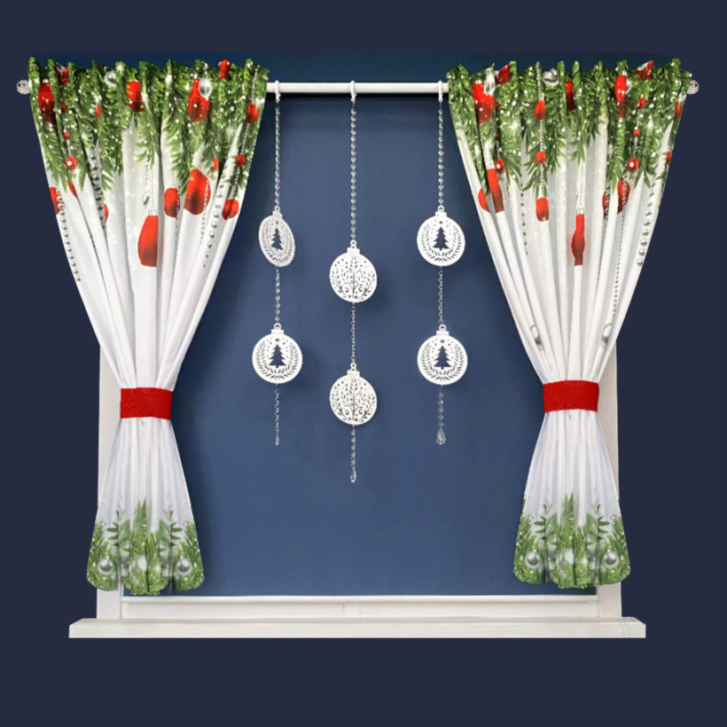 Zestaw dekoracyjny + zawieszki 145x160cm biały w czerwone bombki L699S