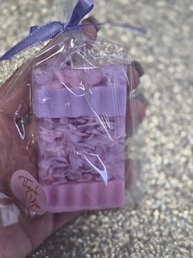 Mydło "wiórki: róż-fiolet 