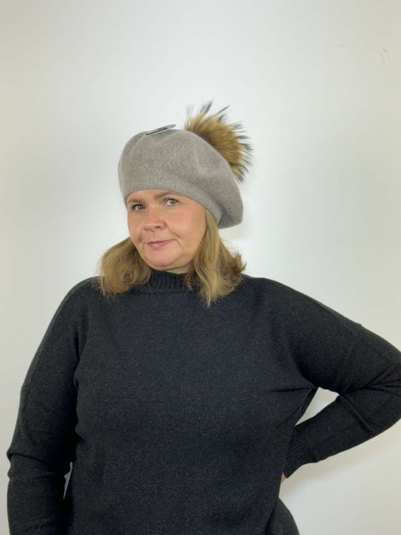 Beret z pomponem - 2401 - fango