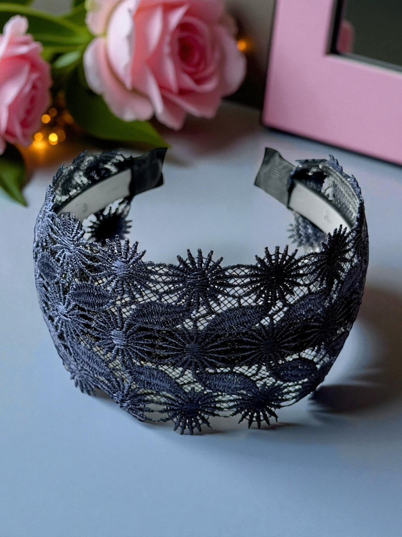 OPASKA GRANATOWA KORONKA DUŻE KWIATY