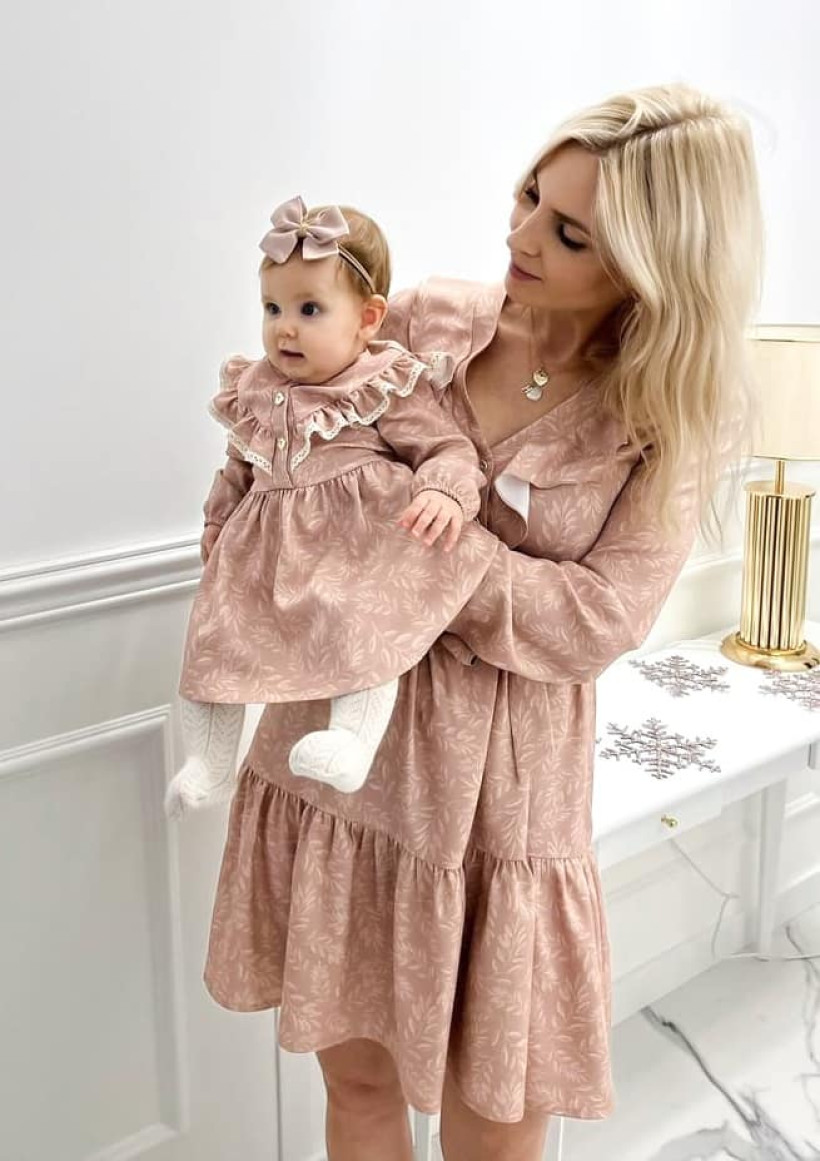 Sukienka puder listki córka Helen