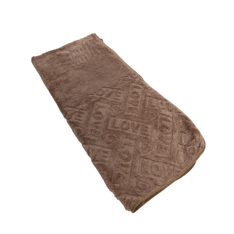 RĘCZNIK MNIEJSZY LOVE BRĄZ 50X100 1441