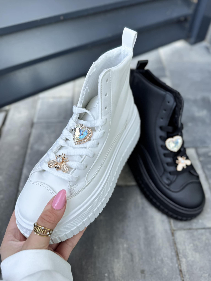 Buty trampki ozdoby białe