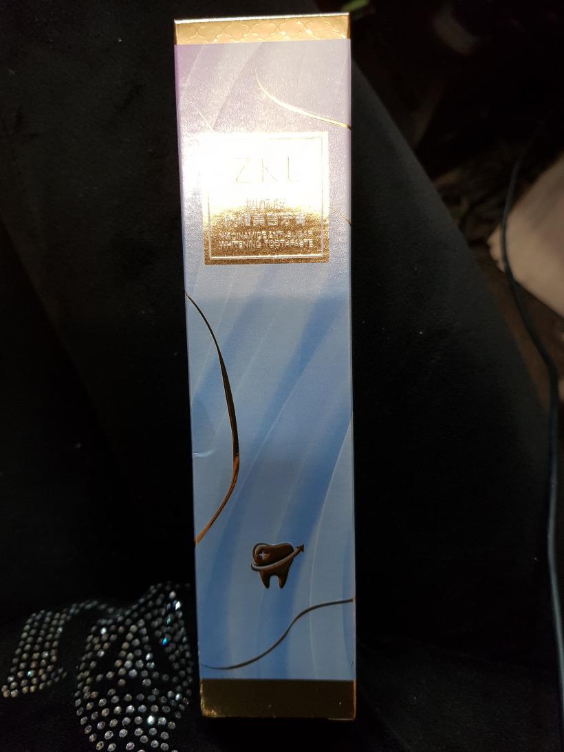 Wybielająca pasta do zębów