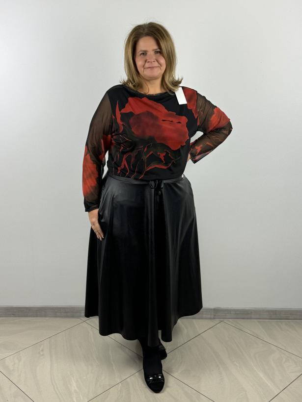 Bluzka tiulowa na podszewce, dekold łódka, wzór róża - wł. - 7076 - czarna/promocja