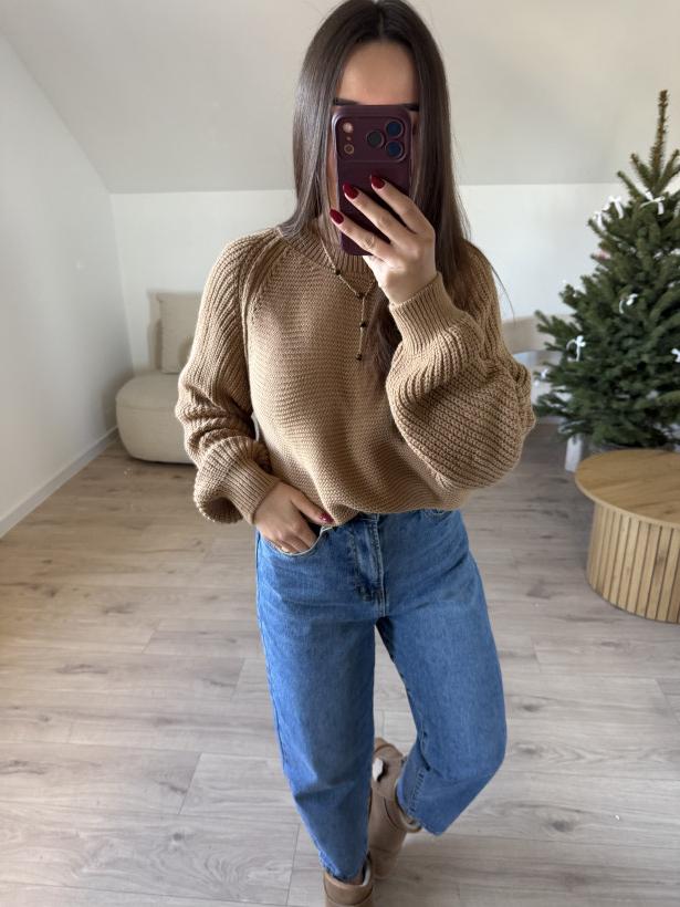 SWETER BETI