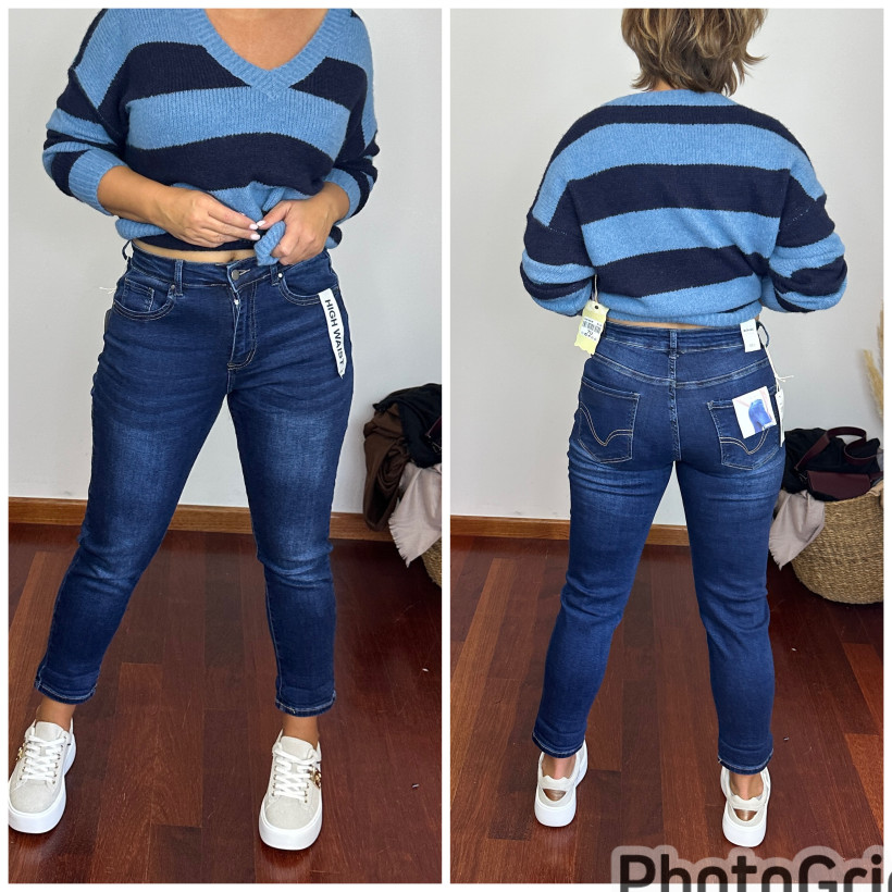 Jeansy mom fit