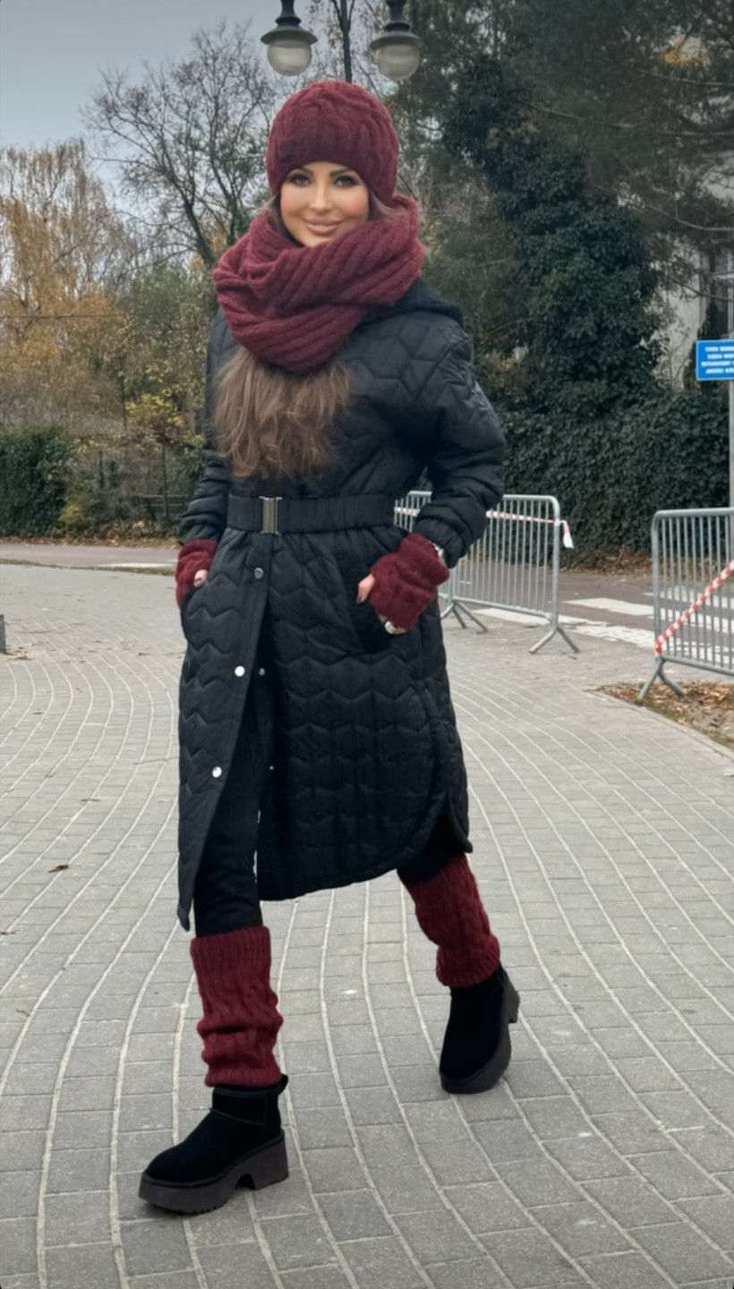 By o la la..! płaszcz pikowany z paskiem