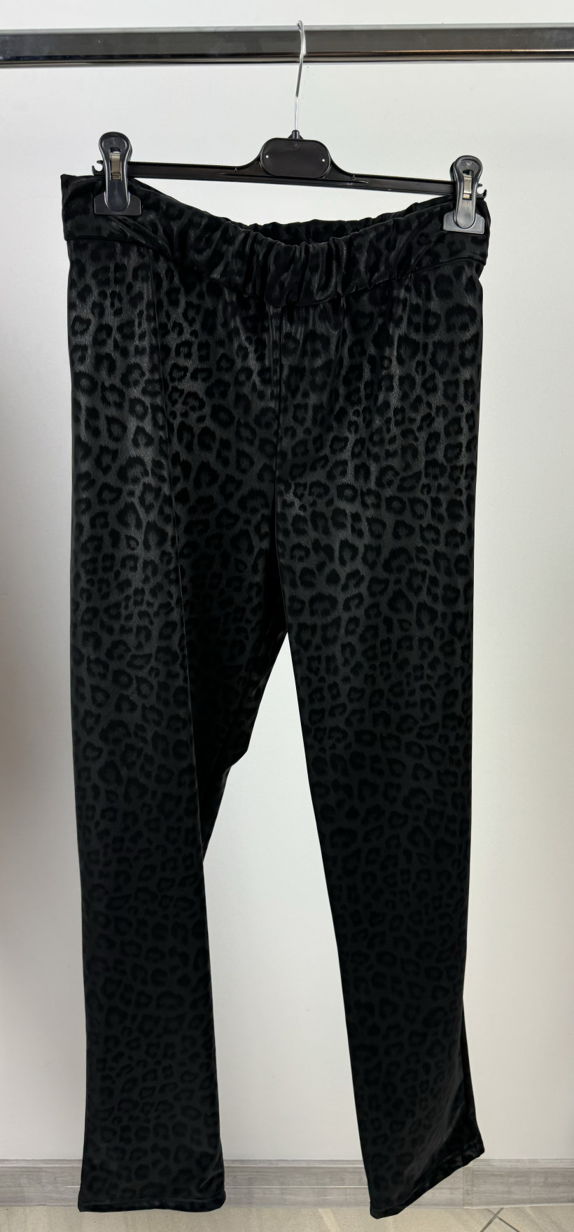 Spodnie / legginsy satynowe , ocieplane, centki - 3 - mf - 7865 - czarne