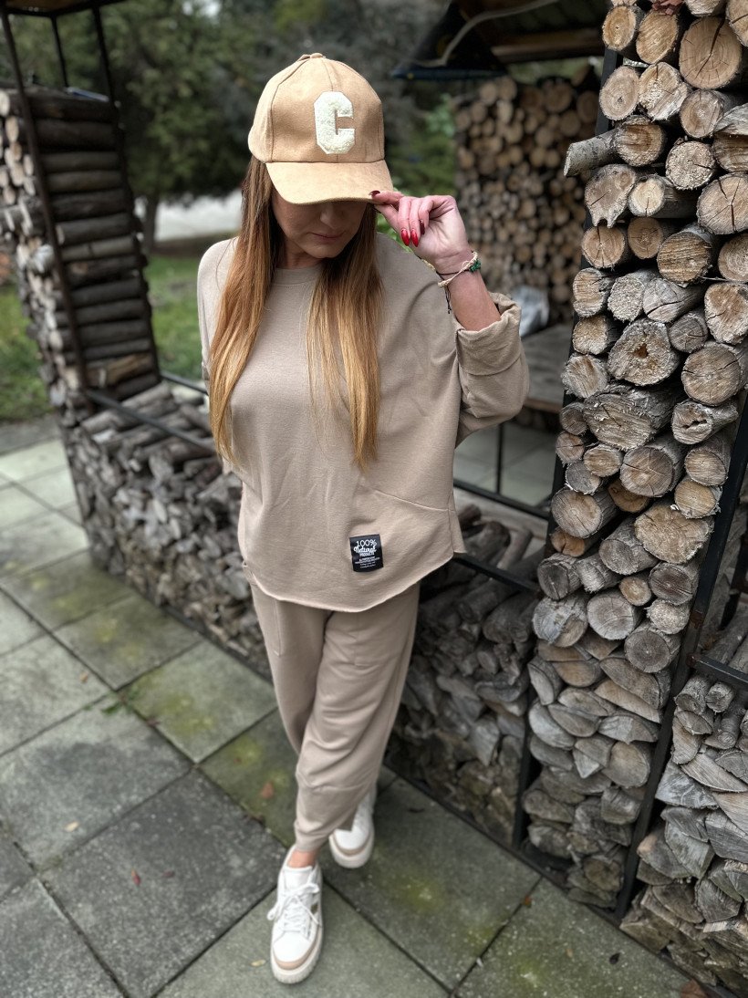 Komplet dresowy z ociepleniem Beż