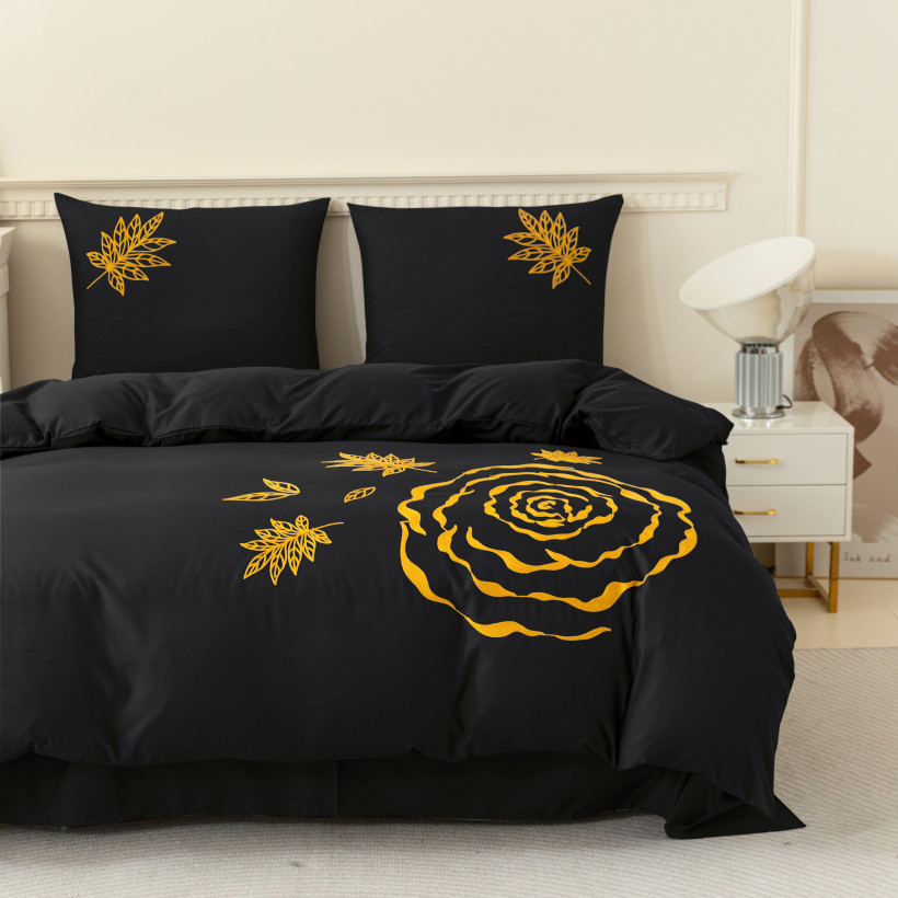 Pościel  3 cz. czarna w  róże 200x220cm Mikrofibra 100%  FHE-2844