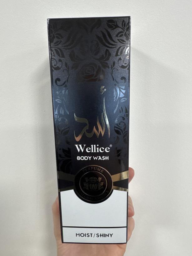 Parfumovaný sprchový gél WELLICE (čierna) - s keratínom