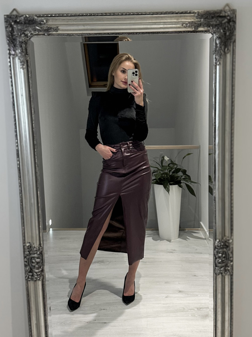 Burgundowa spódnica