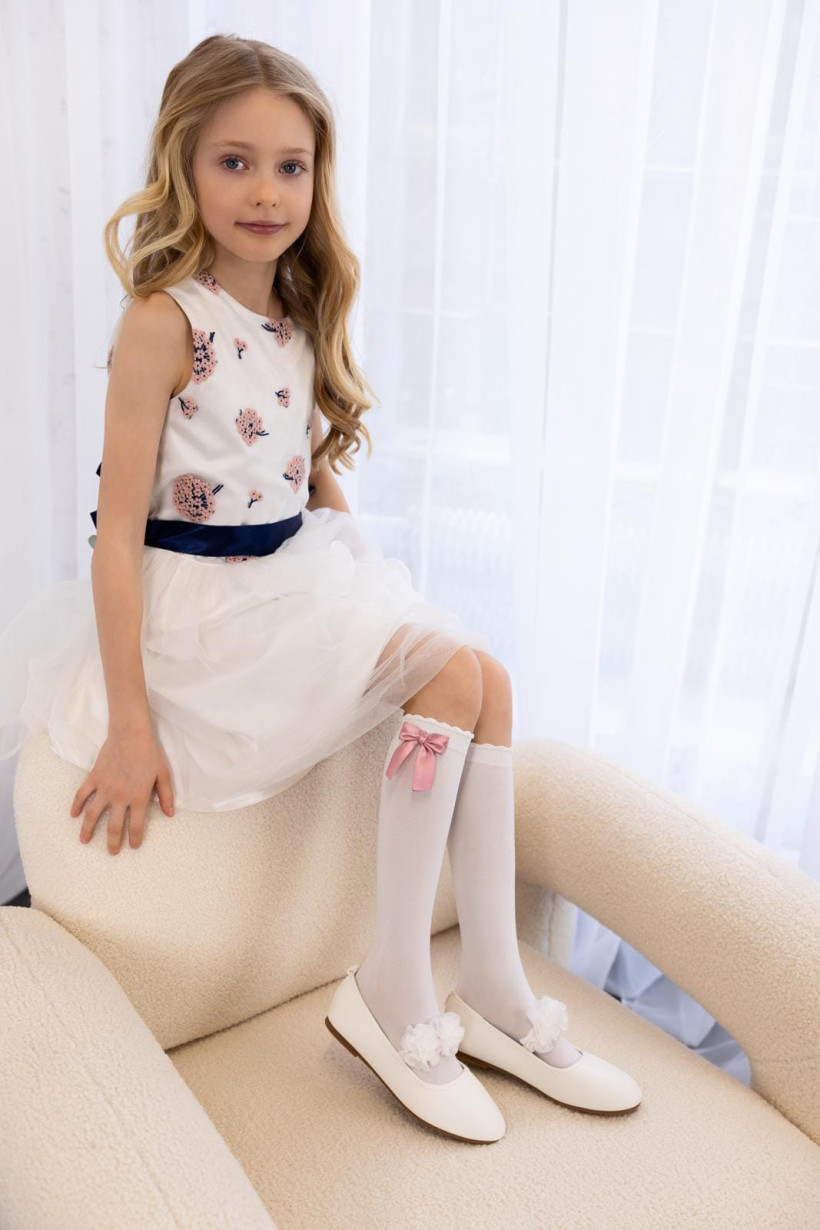 Podkolanówki Zuzanna z różową kokardą