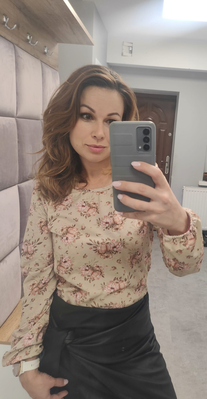 Bluzeczka Mama beżowy ogród na beżu Makba S