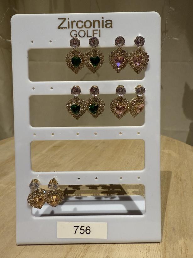 boucle d'oreille cœur diamant