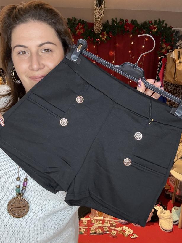 short taille haute bouton 