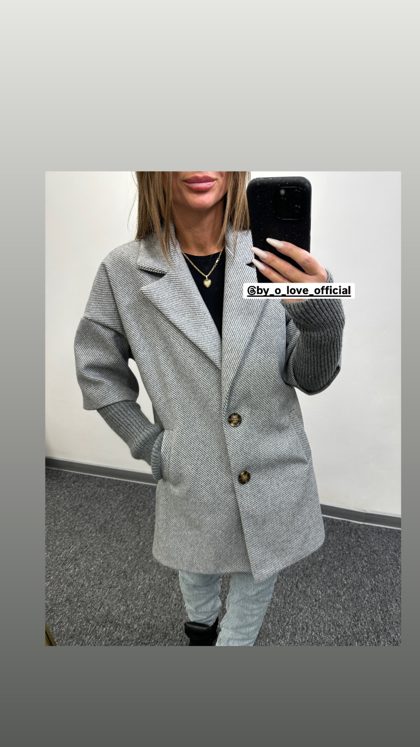 Płaszcz szary sweter rekaw