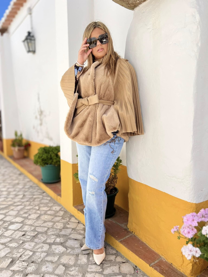 Capa fazenda camel plissada