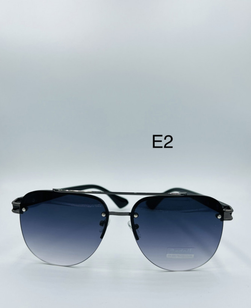 E2