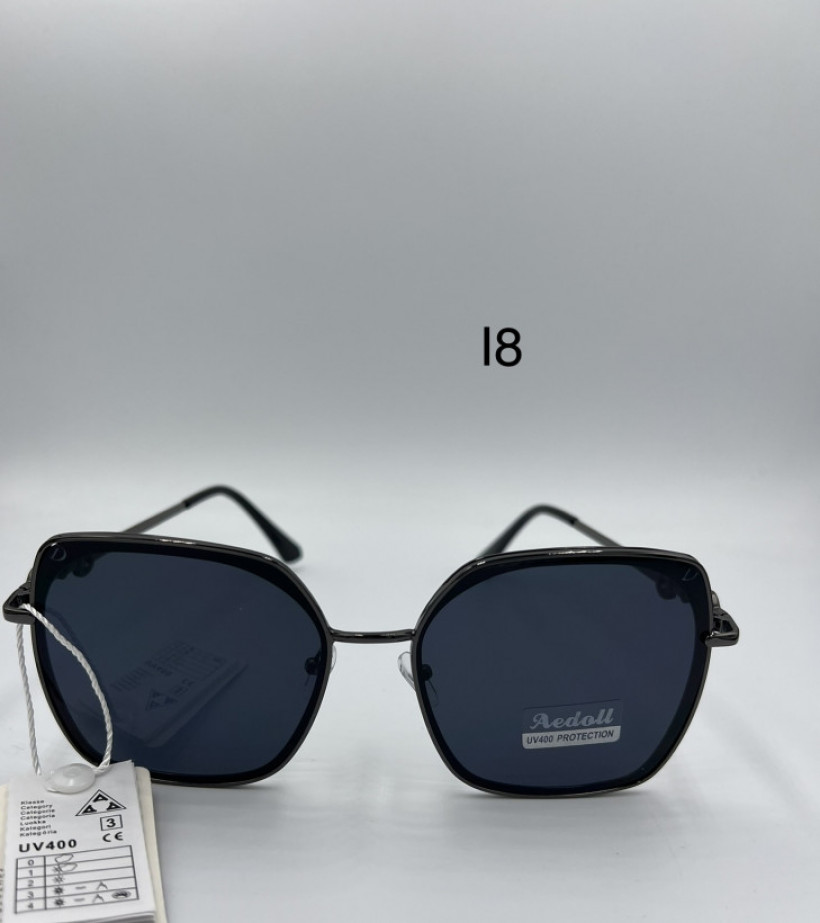 I8