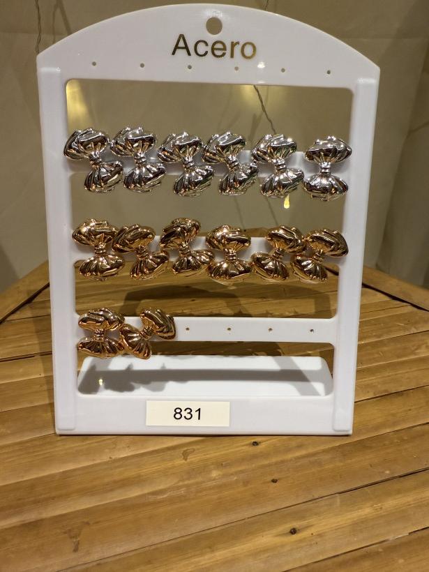 boucle d'oreille or et argent 