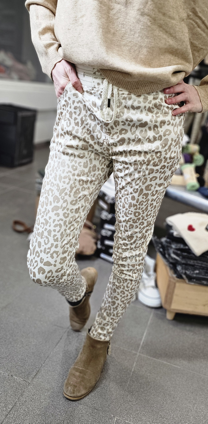 PANTALON LEO GOLD 