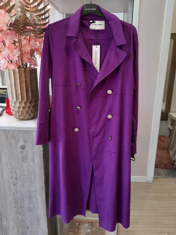 Casaco roxo comprido