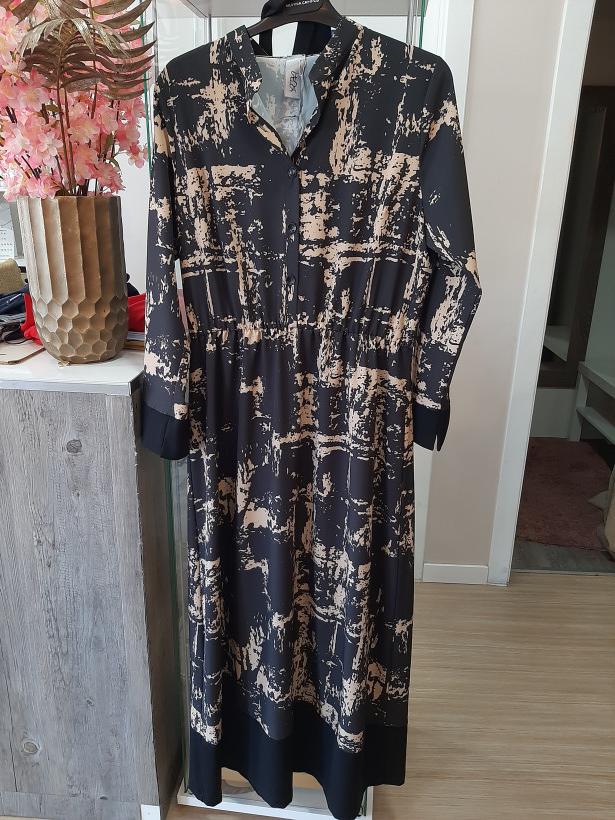 Vestido preto e bege