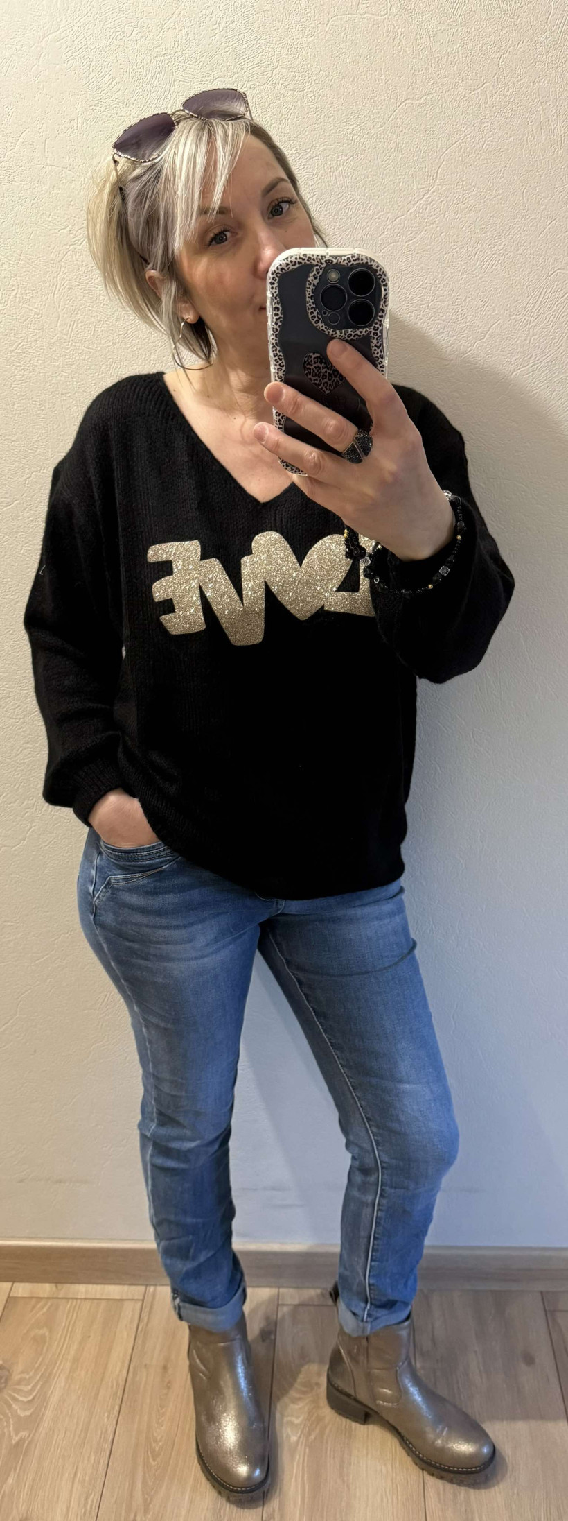 pull noir Love