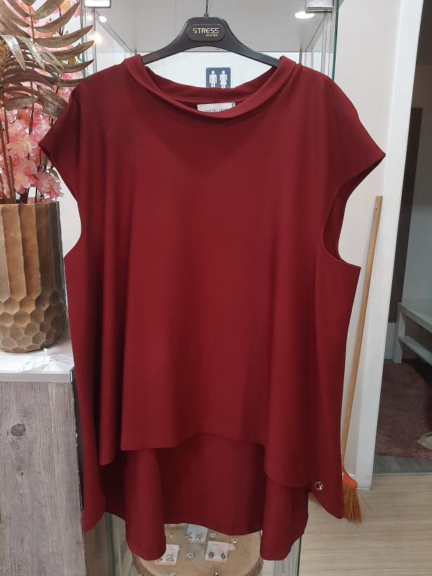 Túnica bordeaux de manga cava