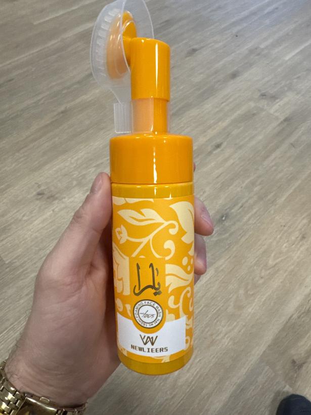 Hĺbkovo čistiaca kefa - Yara tous (oranžová)