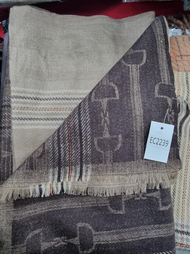 Echarpes- selmo Y239